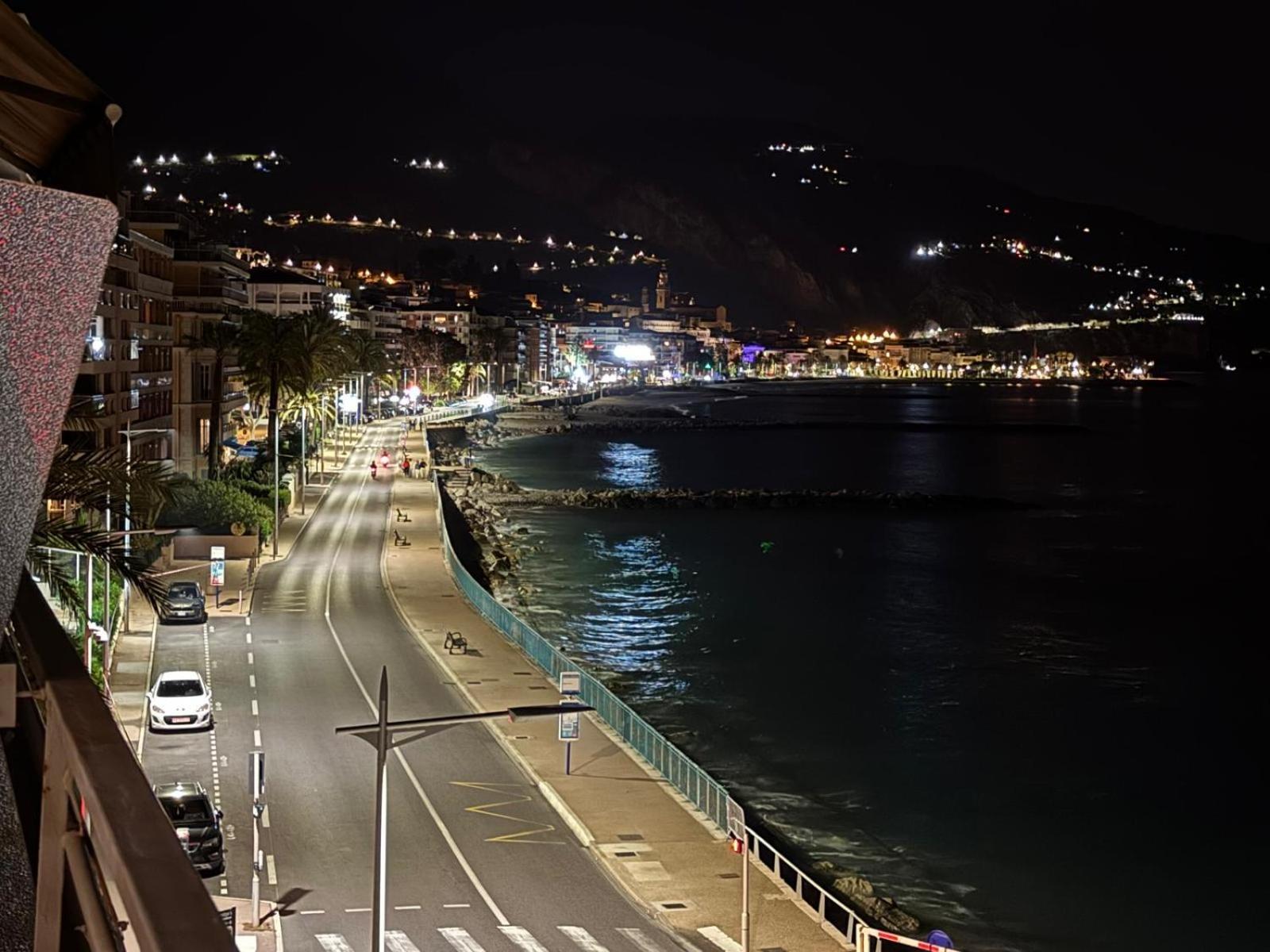 Casa Sud Menton - Bord De Mer - Vue Mer Panoramique Plage Promenade En Bas - Terrasse - Wifi - Appt Entierement Renove * Menton